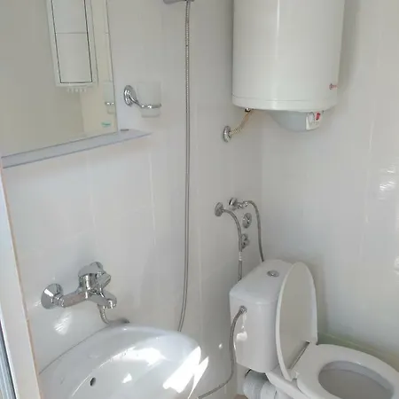 Къща Петрови * צ'רנומורץ